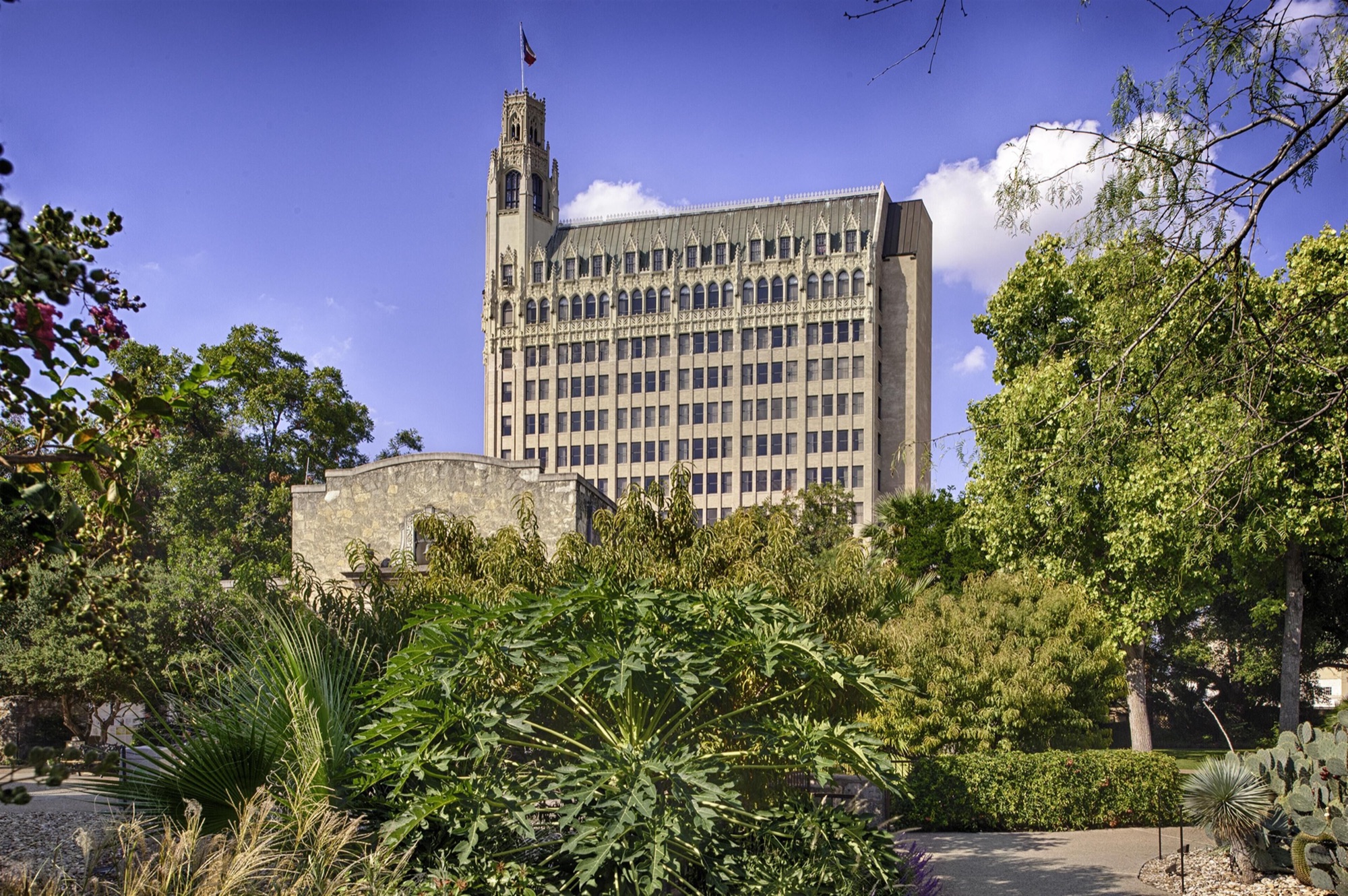 The Emily Morgan Hotel rising above the Alamo grounds